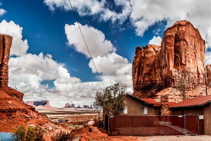 Imagen de los exteriores del Lodge Goulding's. Foto 9