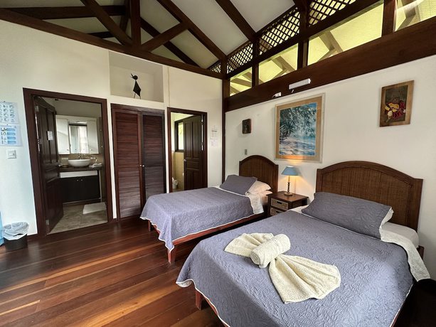 Imagen de la habitación del Lodge Kenaki. Foto 20