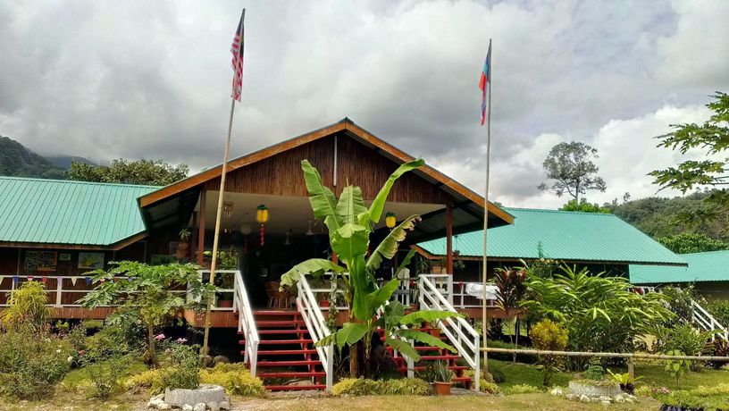 Imagen de los exteriores del Lodge Kinabalu Poring Vacation. Foto 9