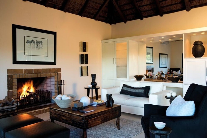 Imagen de los interiores del Lodge Lion Sands River. Foto 14