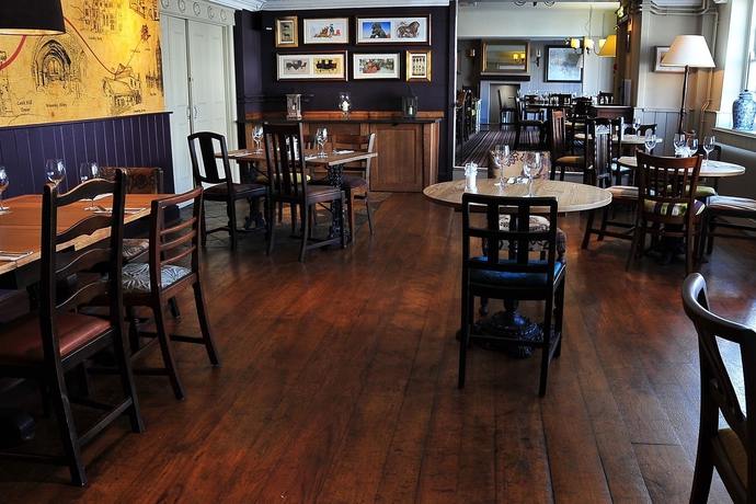 Imagen del bar/restaurante del Lodge Red Lion Hotel By Greene King Inns. Foto 2