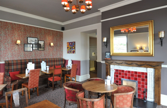 Imagen del bar/restaurante del Lodge Royal Hotel Ross On Wye By Greene King Inns. Foto 4