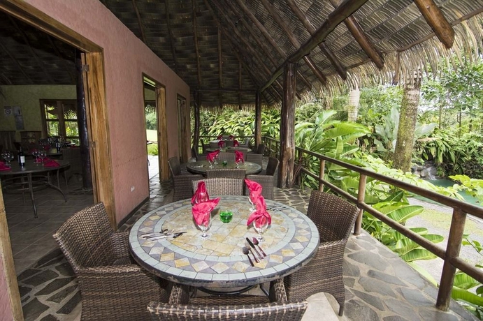 Imagen de la piscina del Lodge Sarapiquis Rainforest. Foto 14