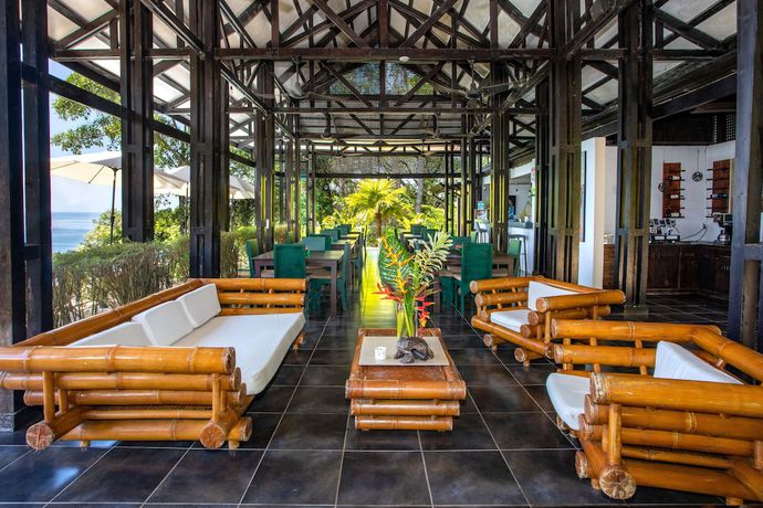 Imagen de los interiores del Lodge Tiki Villas Rainforest. Foto 8