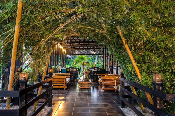 Imagen de los interiores del Lodge Tiki Villas Rainforest. Foto 17