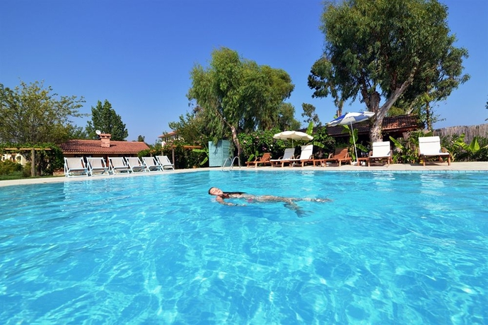 Imagen de la piscina del Lodge Yonca, FETHIYE. Foto 15