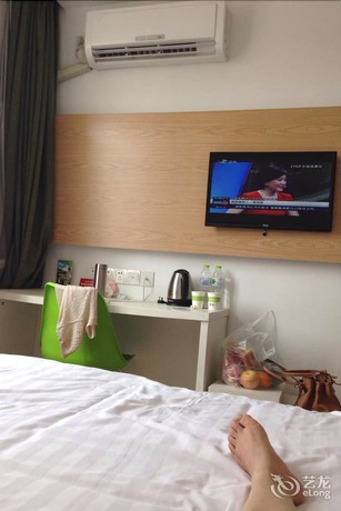 Imagen de la habitación del Motel 168 Jinan Shanda Road. Foto 8