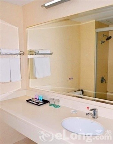 Imagen de la habitación del Motel 168 Jinan Shanda Road. Foto 11