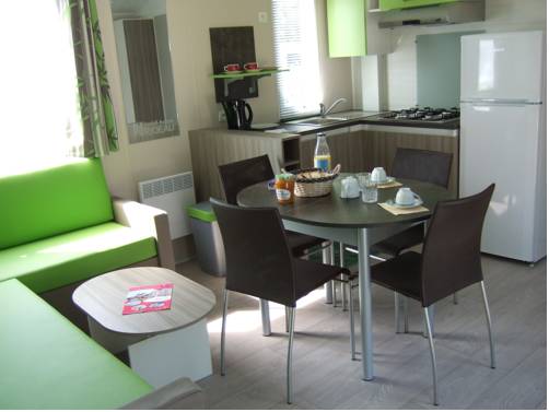 Imagen de la habitación del Motel 25, Bergues. Foto 5