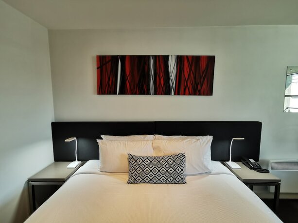 Imagen de la habitación del Motel 315 Euro and Serviced Apartments. Foto 19