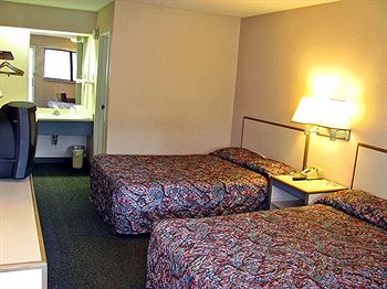 Imagen de la habitación del Motel 6 Akron. Foto 4