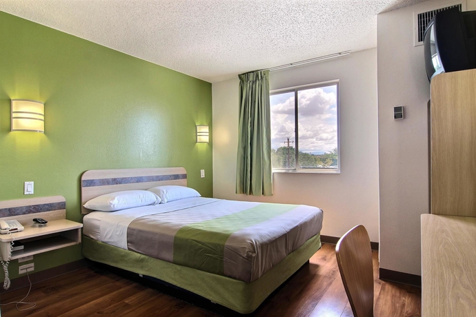 Imagen de la habitación del Motel 6 Albuquerque, Nm - North. Foto 8