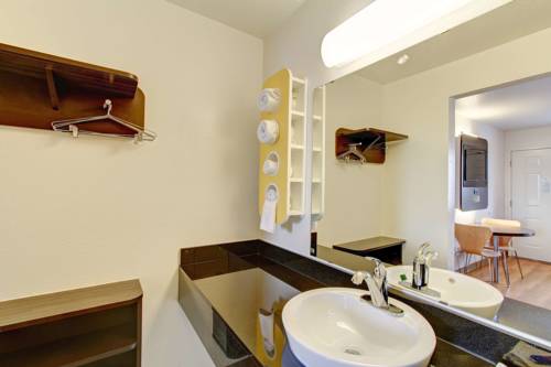 Imagen de la habitación del Motel 6 Amherst, Oh - Cleveland West - Lorain. Foto 6