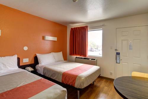 Imagen de la habitación del Motel 6 Amherst, Oh - Cleveland West - Lorain. Foto 9