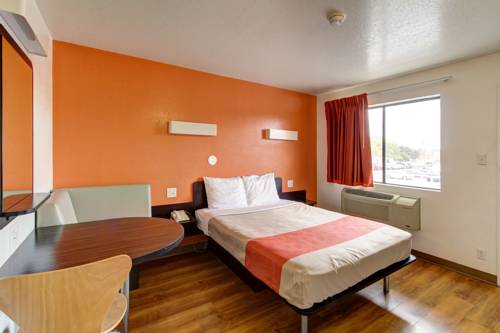 Imagen de la habitación del Motel 6 Amherst, Oh - Cleveland West - Lorain. Foto 12