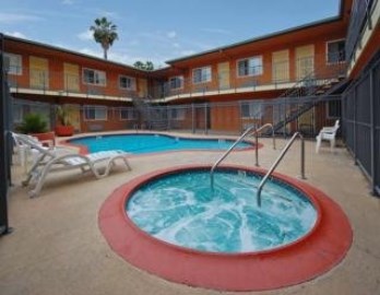 Imagen de la piscina del Motel 6 Anaheim, Ca - Convention Center. Foto 17