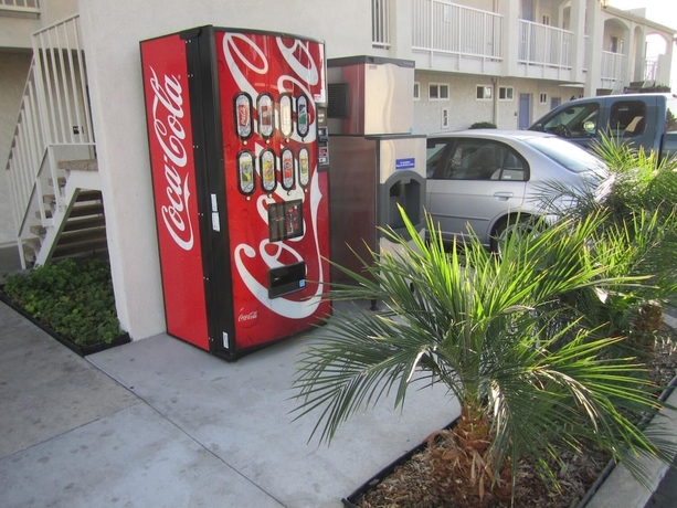 Imagen general del Motel 6 Anaheim, Ca. Foto 5