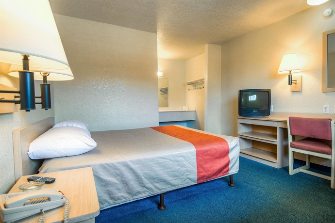 Imagen de la habitación del Motel 6 Anaheim, Ca - Fullerton East. Foto 7