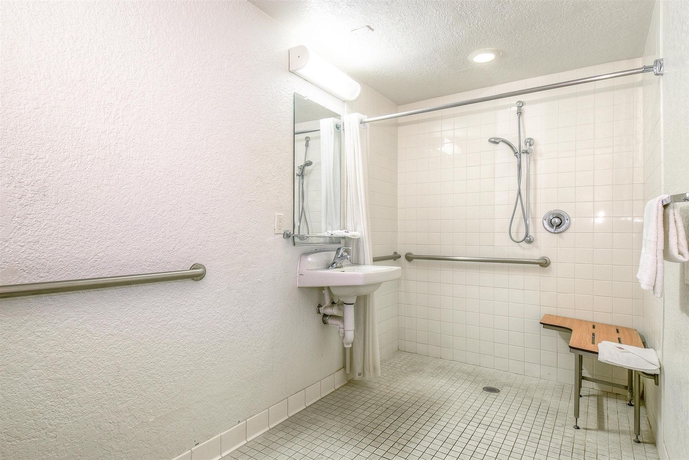 Imagen de la habitación del Motel 6 Anaheim, Ca - Fullerton East. Foto 9