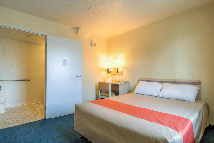 Imagen de la habitación del Motel 6 Anaheim, Ca - Fullerton East. Foto 12