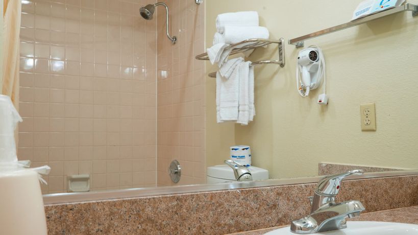 Imagen de la habitación del Motel 6 Anaheim Hills. Foto 9