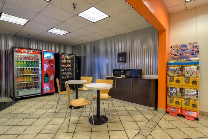 Imagen del bar/restaurante del Motel 6 Anaheim Maingate. Foto 2