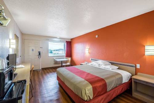 Imagen de la habitación del Motel 6 Anniston, Al. Foto 8