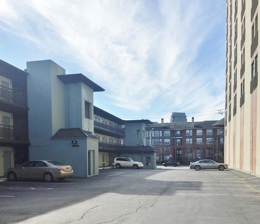 Imagen de los exteriores del Motel 6 Atlanta, Ga - Midtown. Foto 13