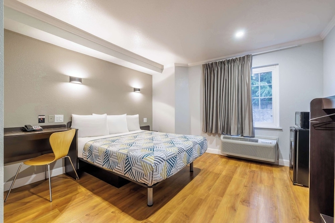 Imagen de la habitación del Motel 6 Auburn, Ca. Foto 7