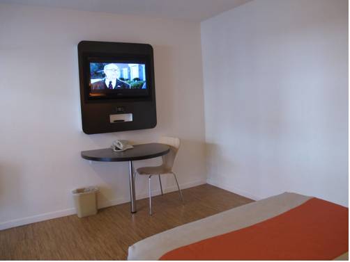 Imagen de la habitación del Motel 6 Baltimore Downtown. Foto 6