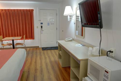 Imagen de la habitación del Motel 6 Bend. Foto 3
