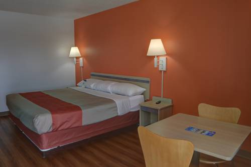 Imagen de la habitación del Motel 6 Bend. Foto 5
