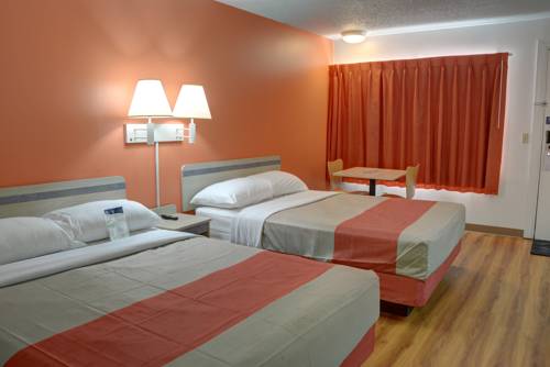 Imagen de la habitación del Motel 6 Bend. Foto 6