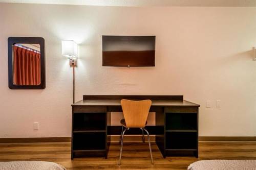 Imagen de la habitación del Motel 6 Birmingham, Al. Foto 5
