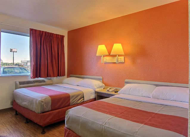 Imagen de la habitación del Motel 6 Bismarck, Nd. Foto 7