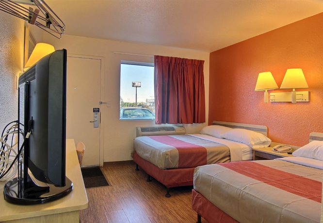 Imagen de la habitación del Motel 6 Bismarck, Nd. Foto 9