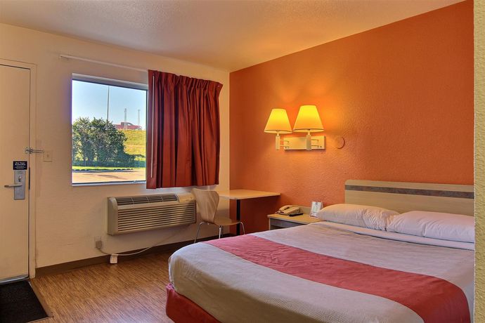 Imagen de la habitación del Motel 6 Bismarck, Nd. Foto 11
