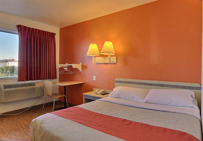 Imagen de la habitación del Motel 6 Bismarck, Nd. Foto 14