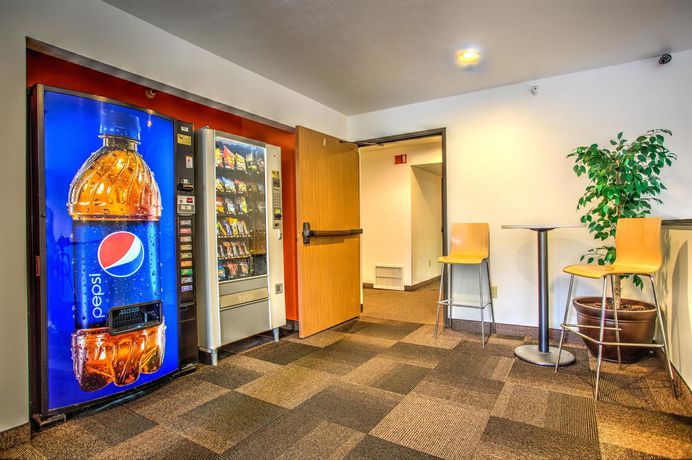 Imagen de los interiores del Motel 6 Bozeman, Mt. Foto 10