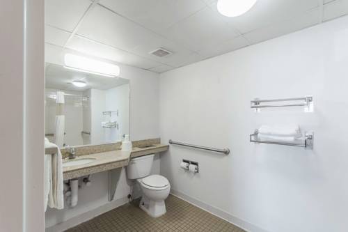 Imagen de la habitación del Motel 6 Brooklawn. Foto 11