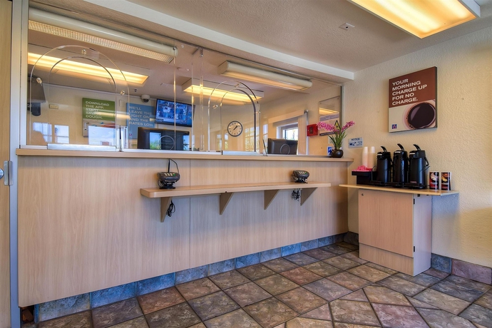 Imagen de los interiores del Motel 6 Buena Park, Ca - Knotts Berry Farm - Disneyland. Foto 13