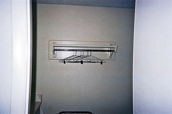 Imagen de la habitación del Motel 6 Burlington Nc. Foto 9