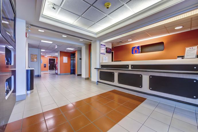 Imagen de los interiores del Motel 6 Burlington, On - Toronto West - Oakville. Foto 15
