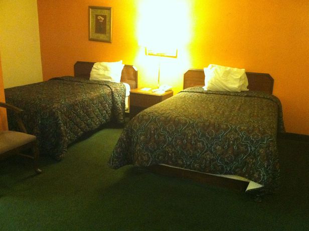 Imagen de la habitación del Motel 6 Calera. Foto 9
