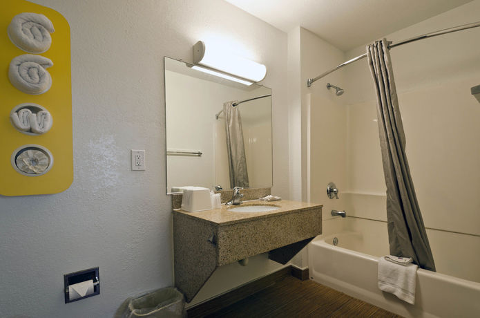 Imagen de los interiores del Motel 6 Camp Springs, Dc - South Camp Springs. Foto 16