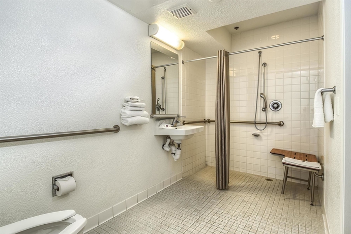 Imagen de la habitación del Motel 6 Carlsbad, Ca Beach. Foto 3