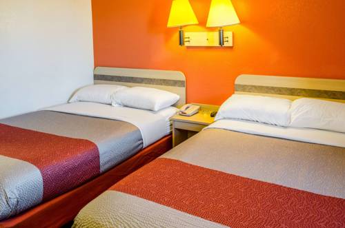 Imagen de la habitación del Motel 6 Charleston North. Foto 2