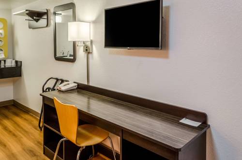 Imagen de la habitación del Motel 6 Charleston North. Foto 3