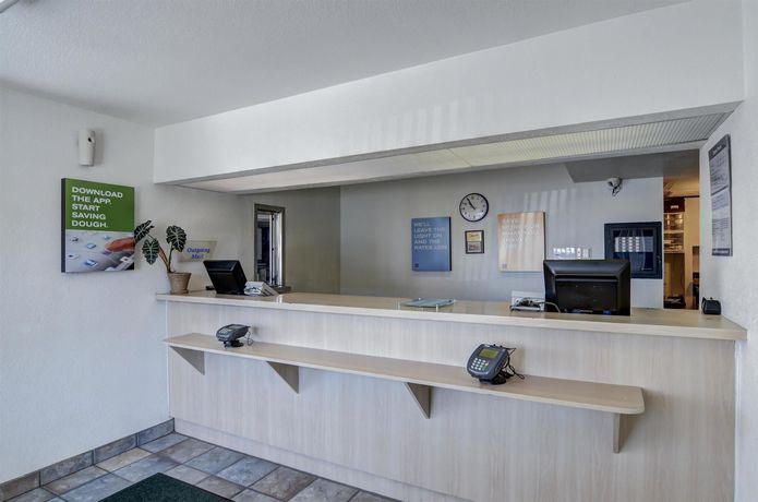 Imagen de los interiores del Motel 6 Cheyenne, Wy. Foto 15