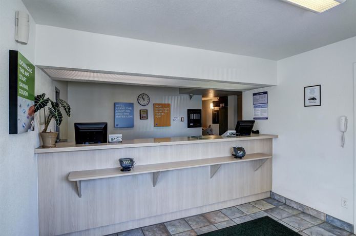 Imagen de los interiores del Motel 6 Cheyenne, Wy. Foto 16